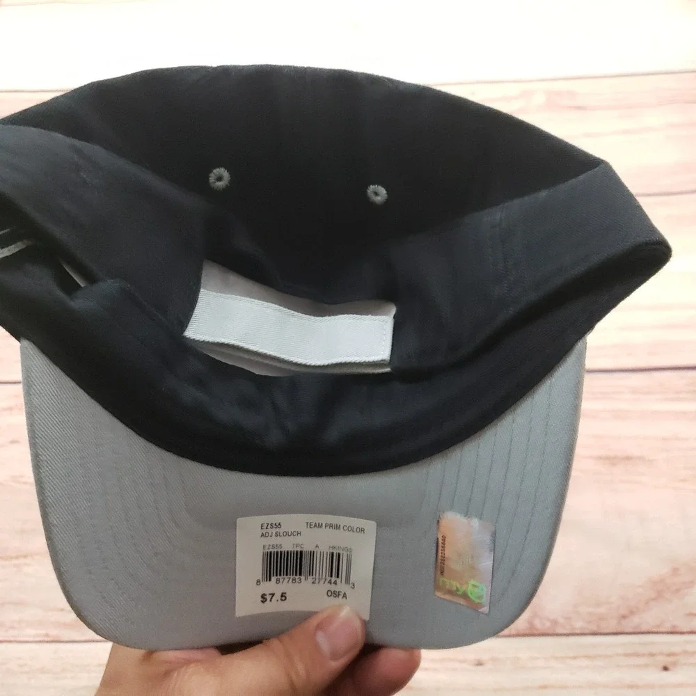 Los Angeles‎ Kings Hat Cap Strap Back Black Gray NHL Hockey Mens Reebok NEW A1